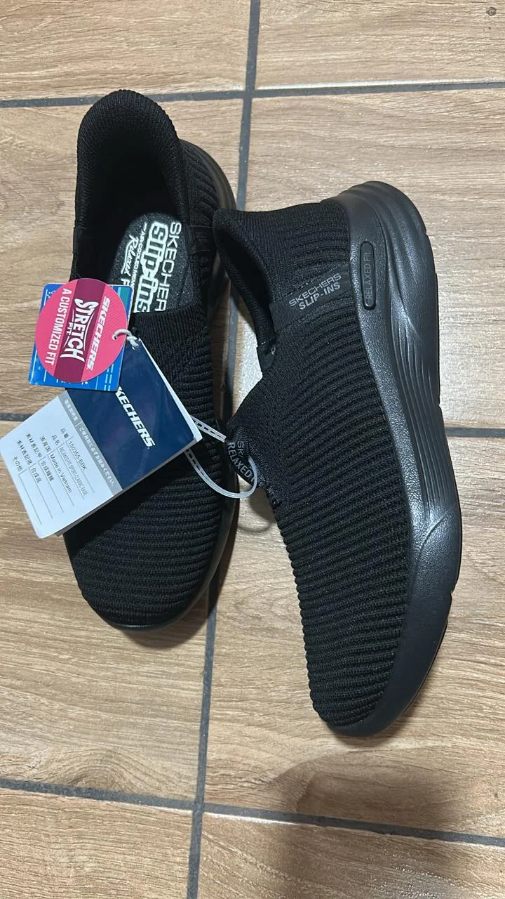 Tenis Sckechers Color Negro 6.5