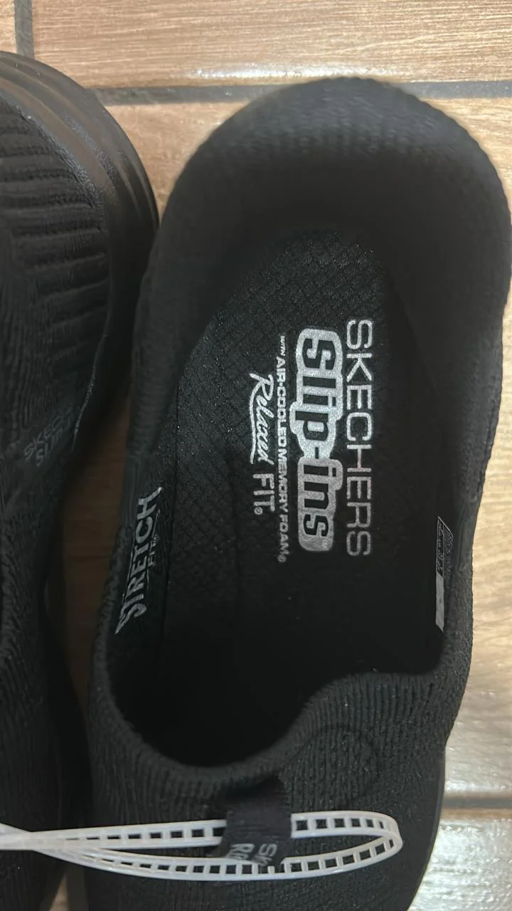 Tenis Sckechers Color Negro 6.5