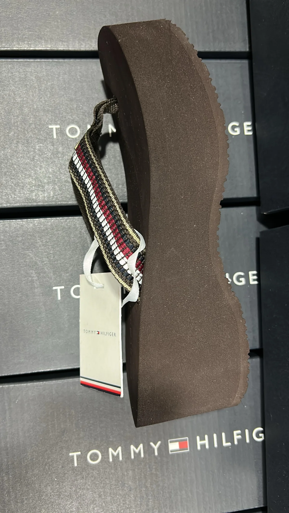 Sandalias Tommy - Tacón Corrido Alto, 6cms - Café
