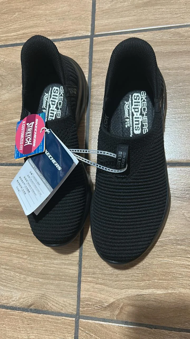Tenis Sckechers Color Negro 6.5