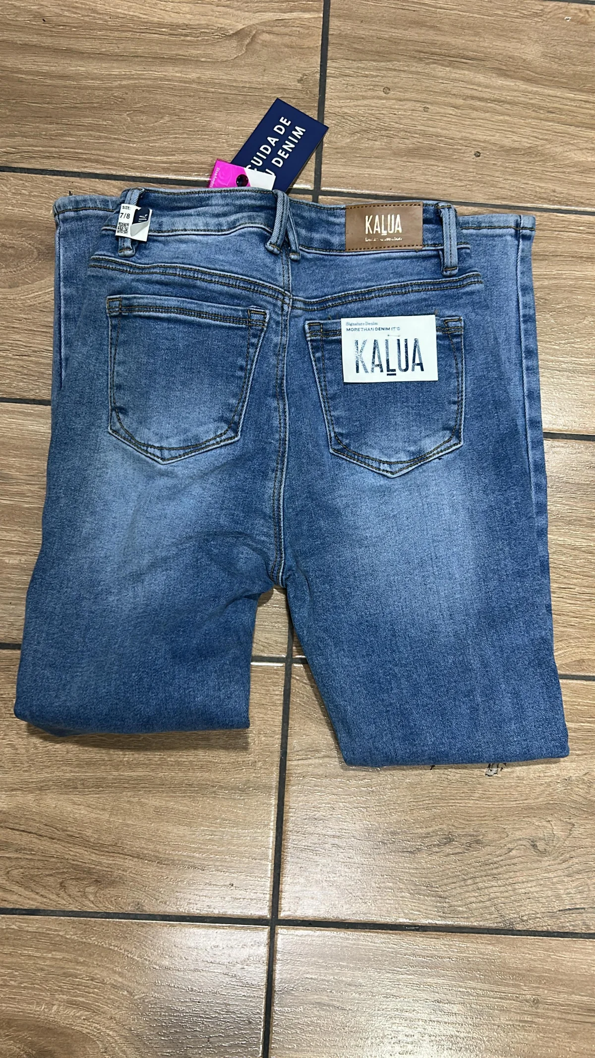 Pantalón Kalúa Talla 7/8. Estilo 24-9454