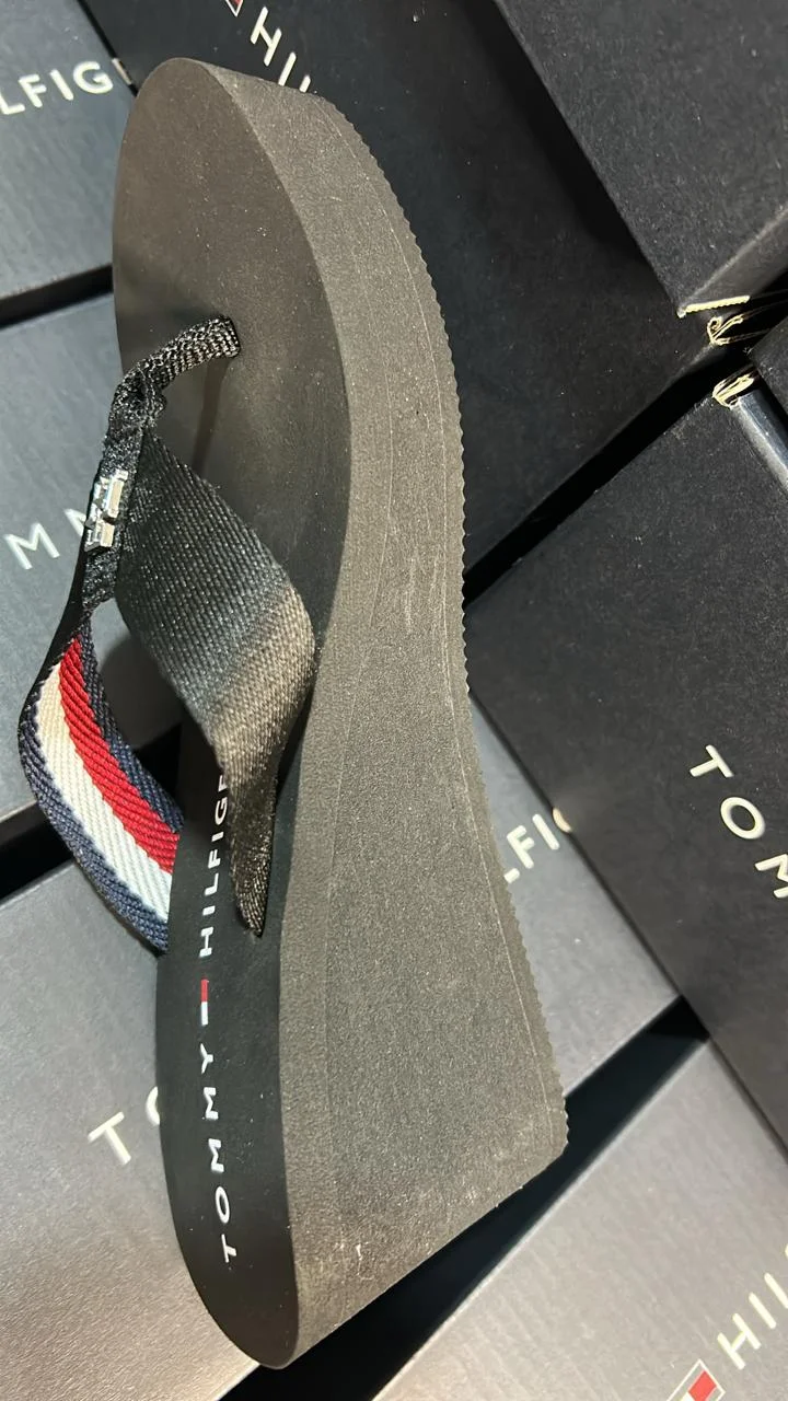 Sandalia Tommy - Black